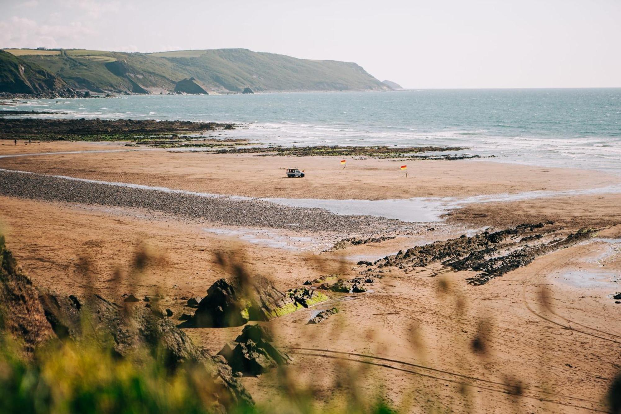 Stunning 6 Bedroom Cottage Near Cornish Coast Bude Bagian luar foto