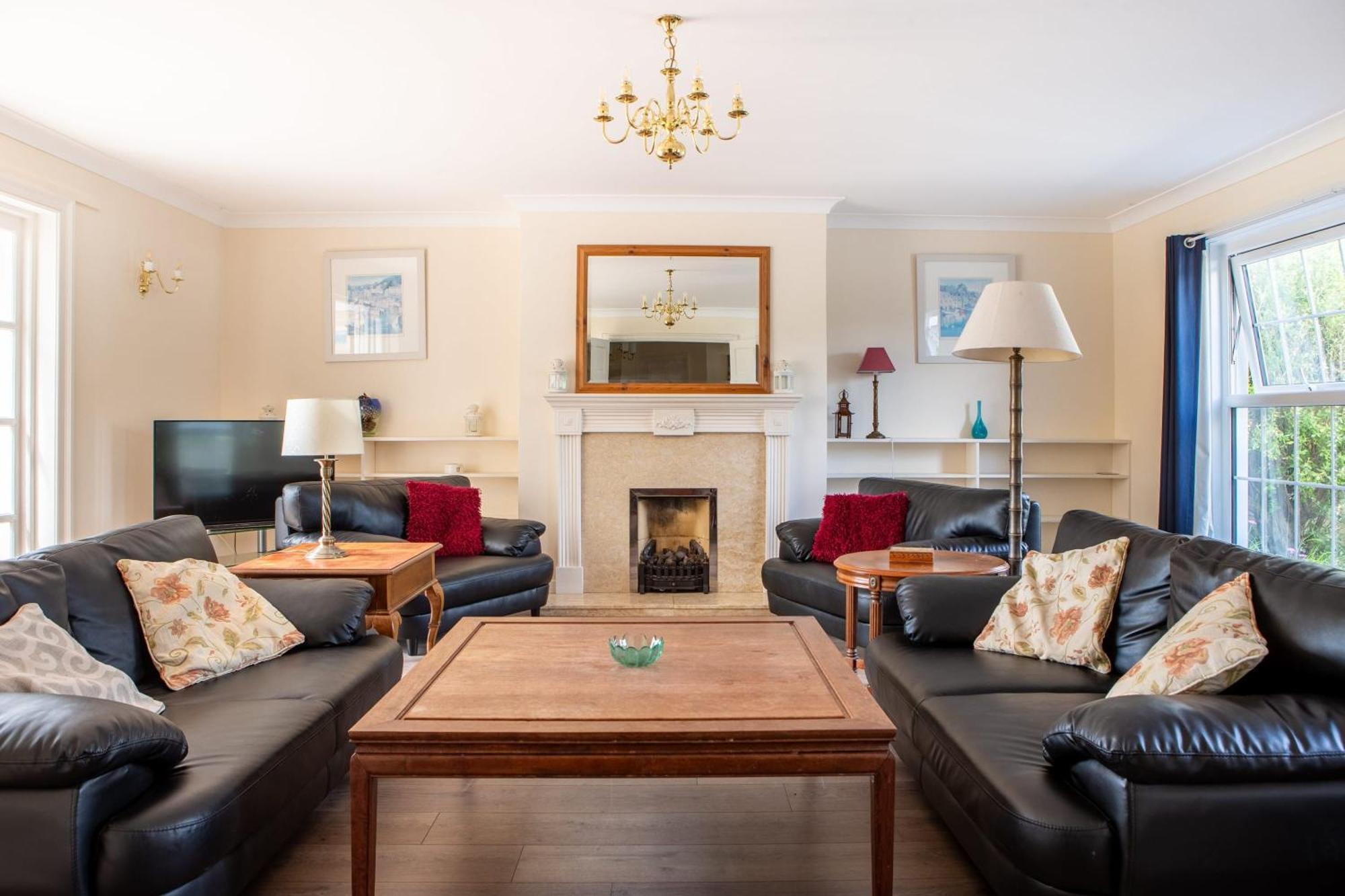 Stunning 6 Bedroom Cottage Near Cornish Coast Bude Bagian luar foto