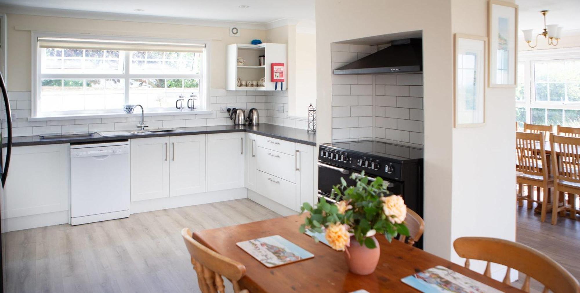Stunning 6 Bedroom Cottage Near Cornish Coast Bude Bagian luar foto