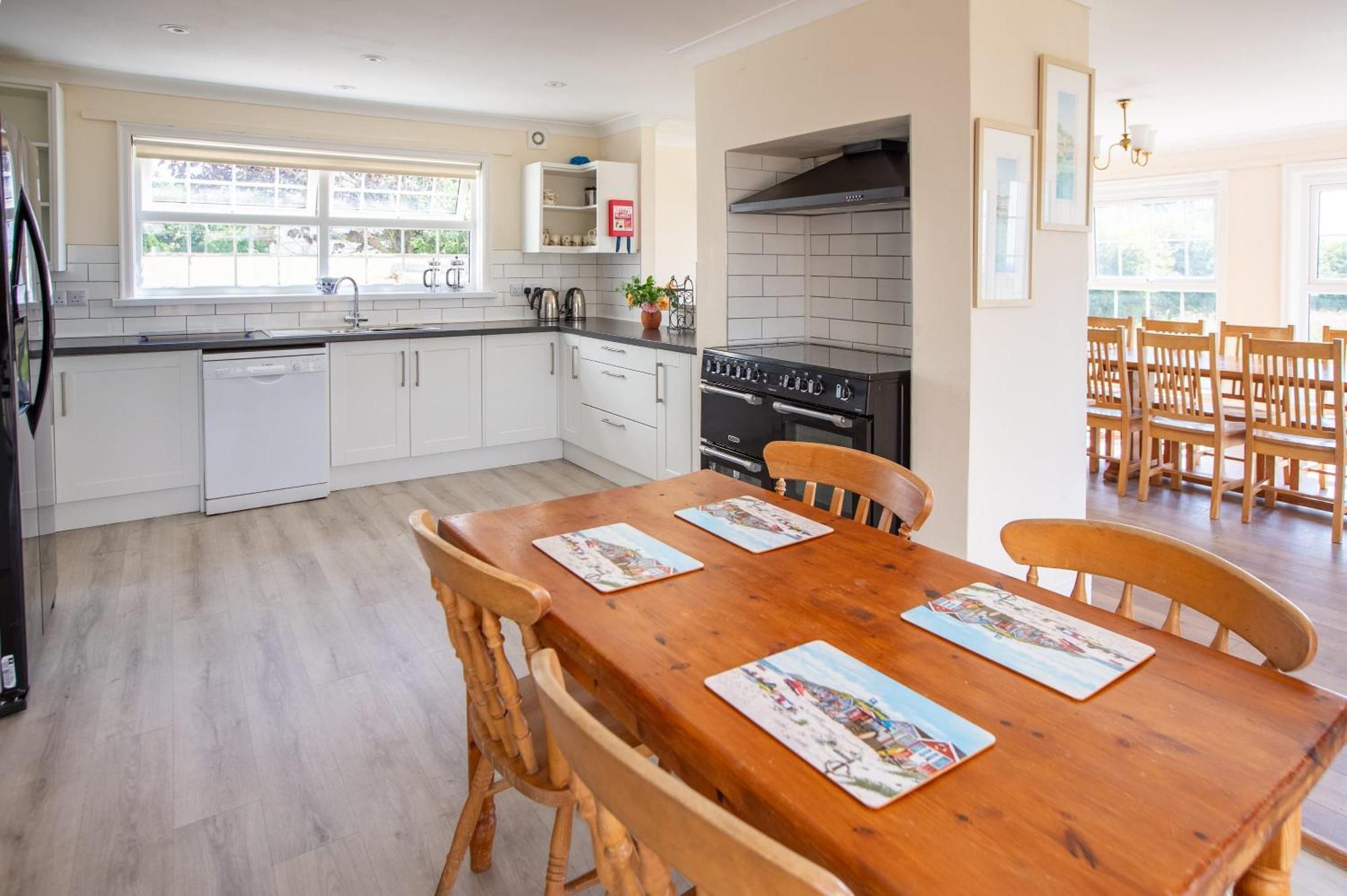 Stunning 6 Bedroom Cottage Near Cornish Coast Bude Bagian luar foto