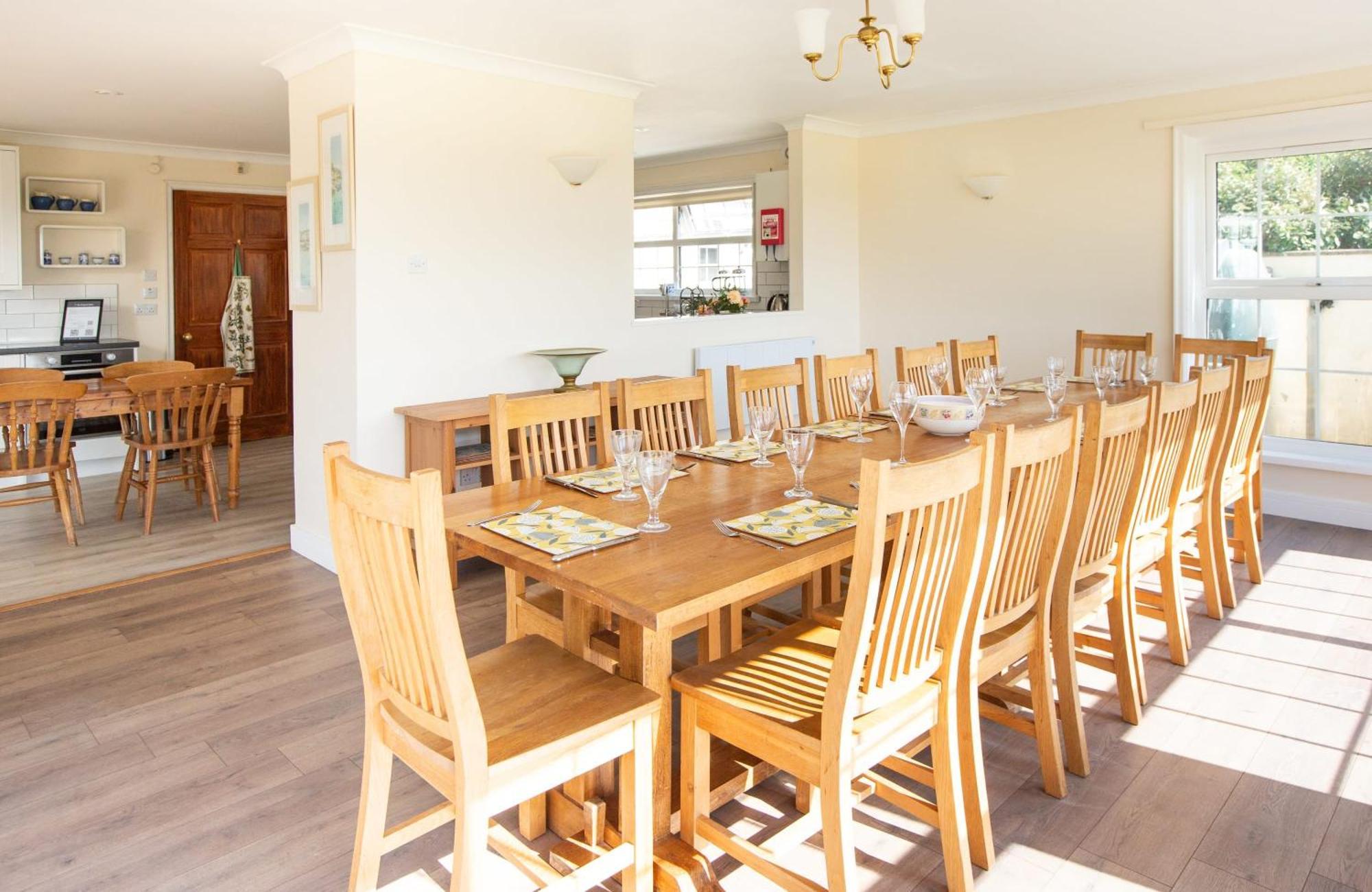 Stunning 6 Bedroom Cottage Near Cornish Coast Bude Bagian luar foto