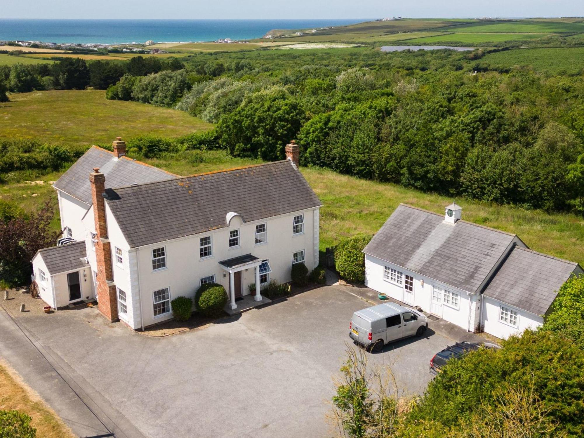 Stunning 6 Bedroom Cottage Near Cornish Coast Bude Bagian luar foto