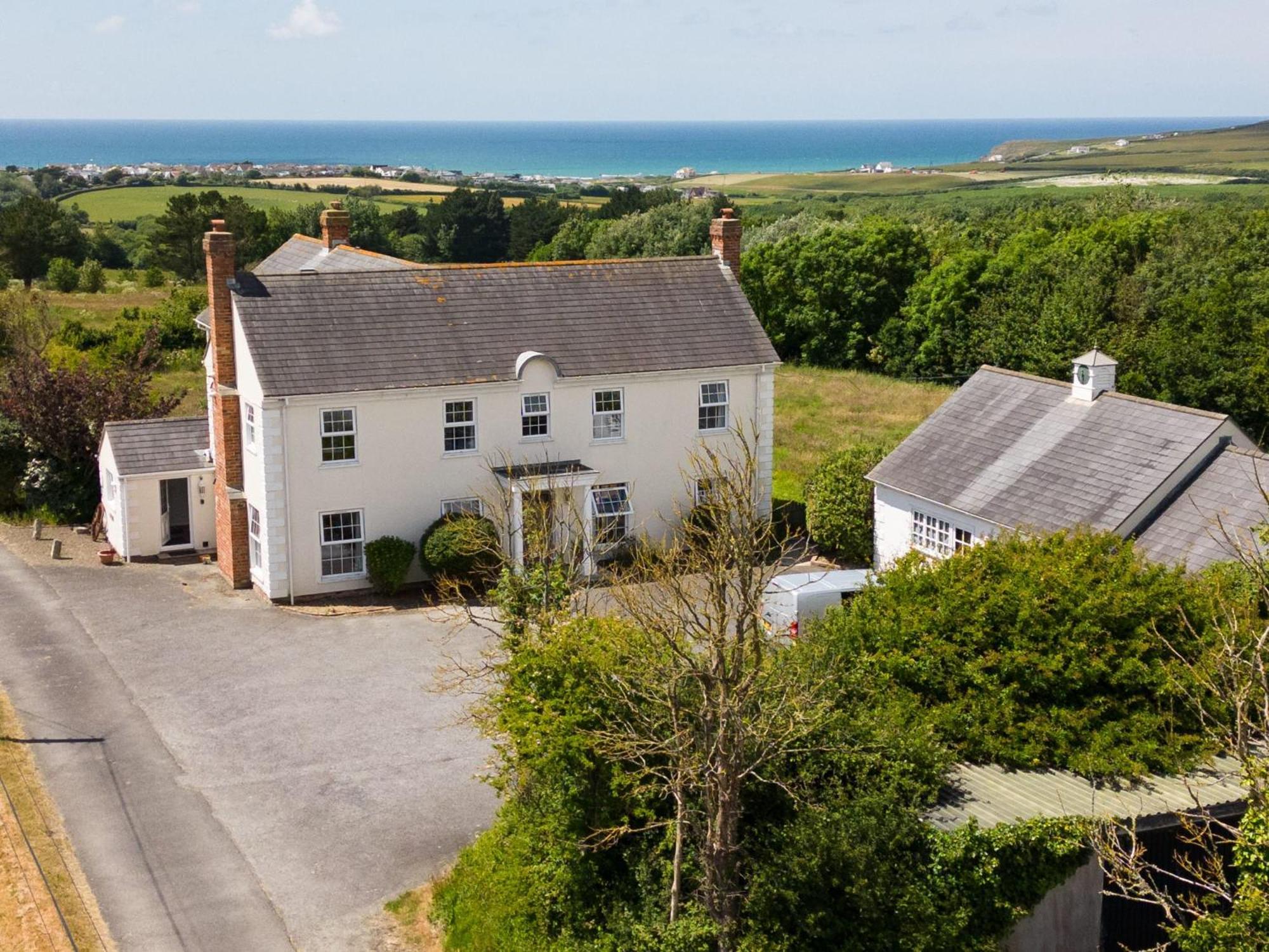 Stunning 6 Bedroom Cottage Near Cornish Coast Bude Bagian luar foto