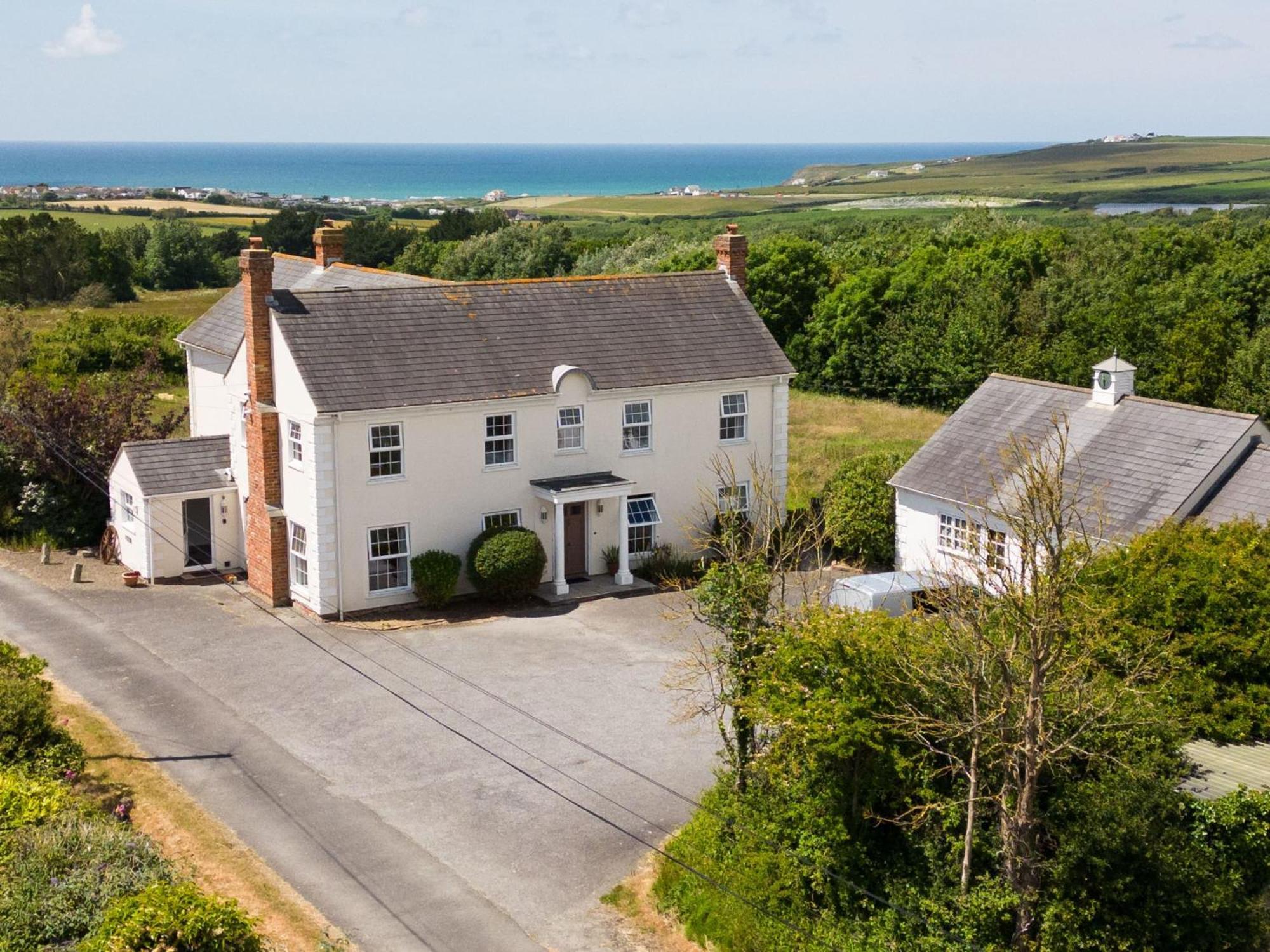 Stunning 6 Bedroom Cottage Near Cornish Coast Bude Bagian luar foto